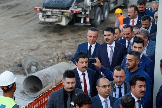 Bakanı Kurum, Selahaddin Camii inşaatını inceledi - 1