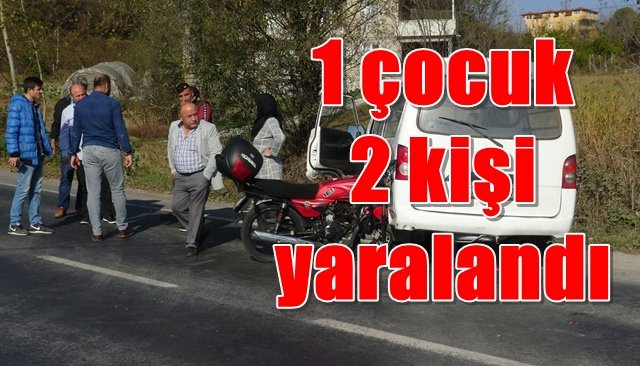 Motosiklet minibüsle çarpıştı: 2 yaralı