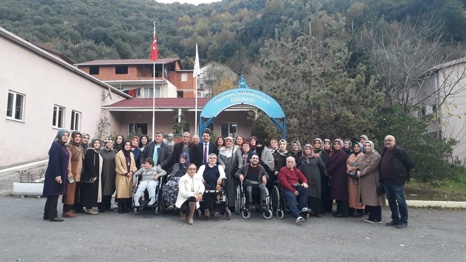 AK Parti Kadın Kolları’ndan anlamlı etkinlik - 1