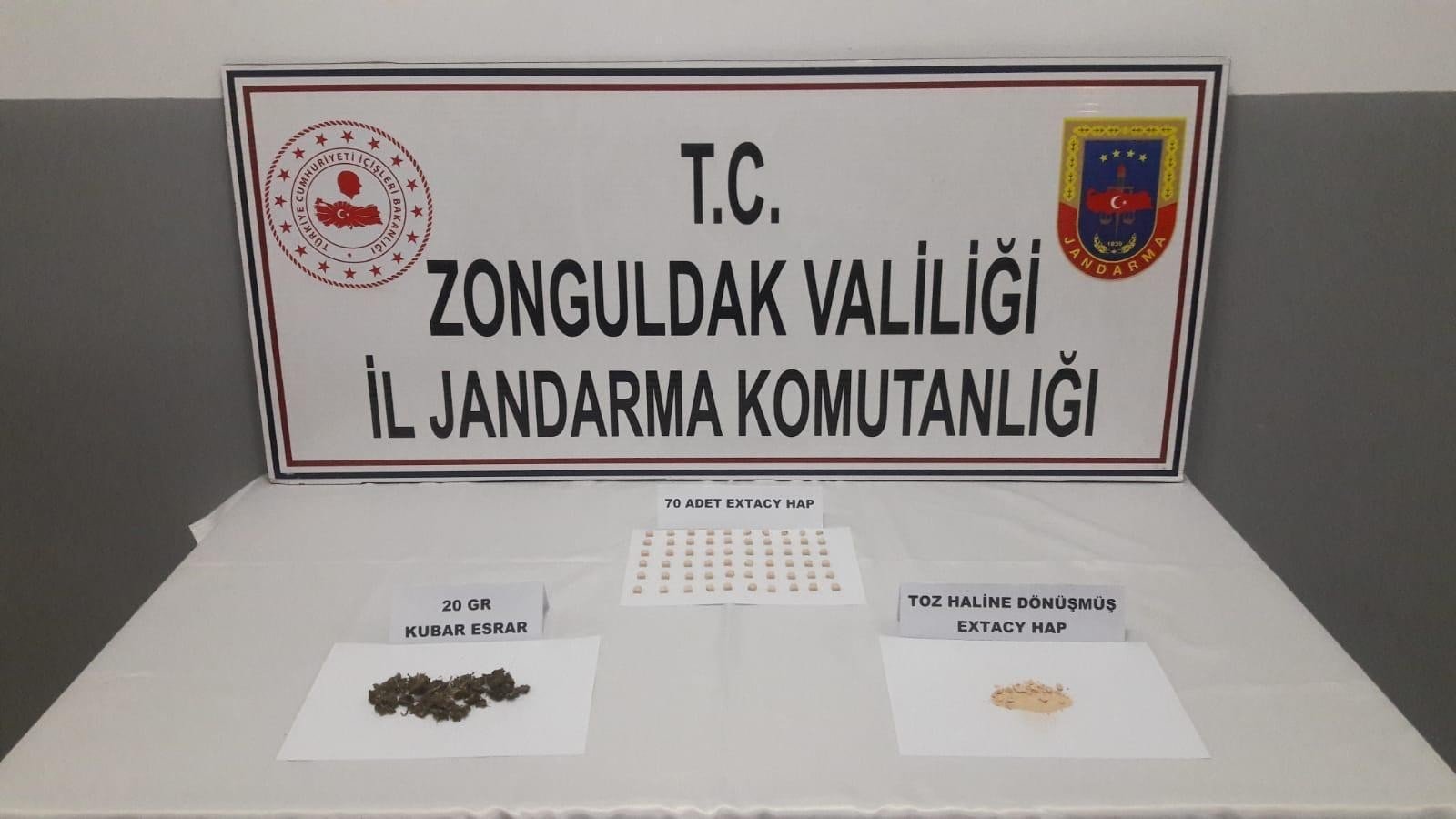 Jandarmadan uyuşturucu operasyonları: 2 gözaltı - 1