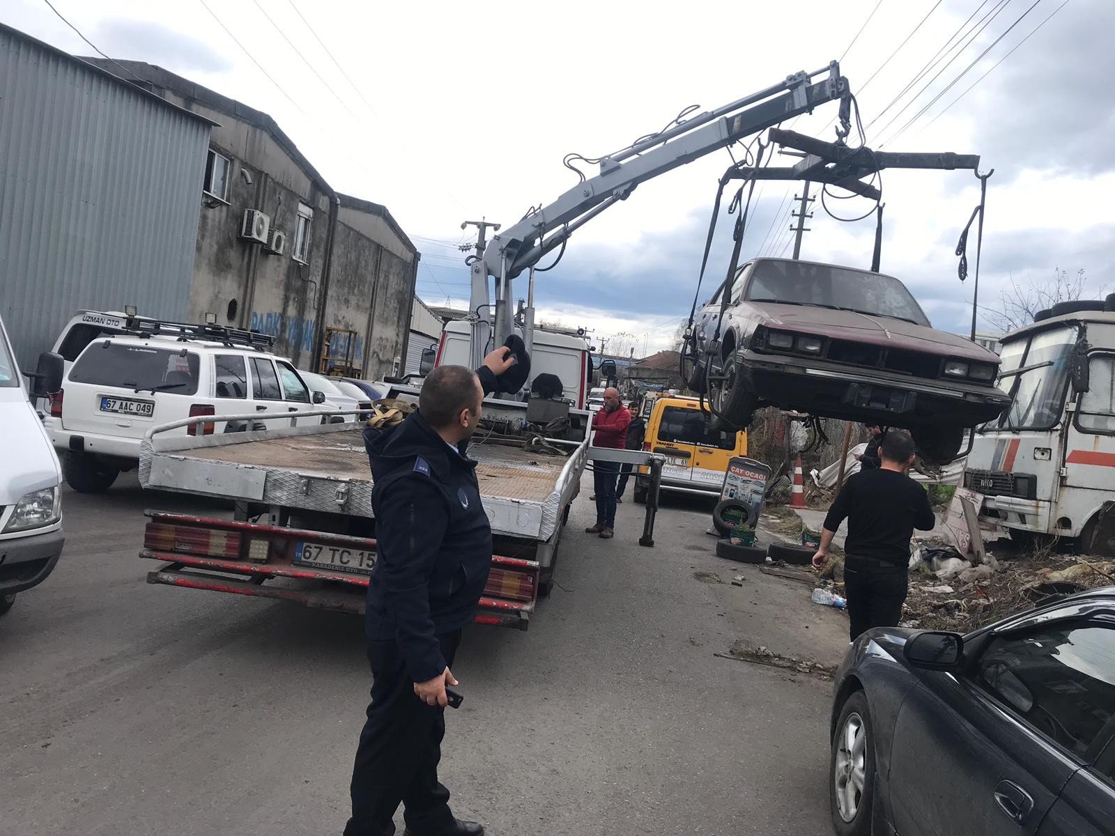 Sanayi Sitesi, hurda araçlardan temizleniyor - 1