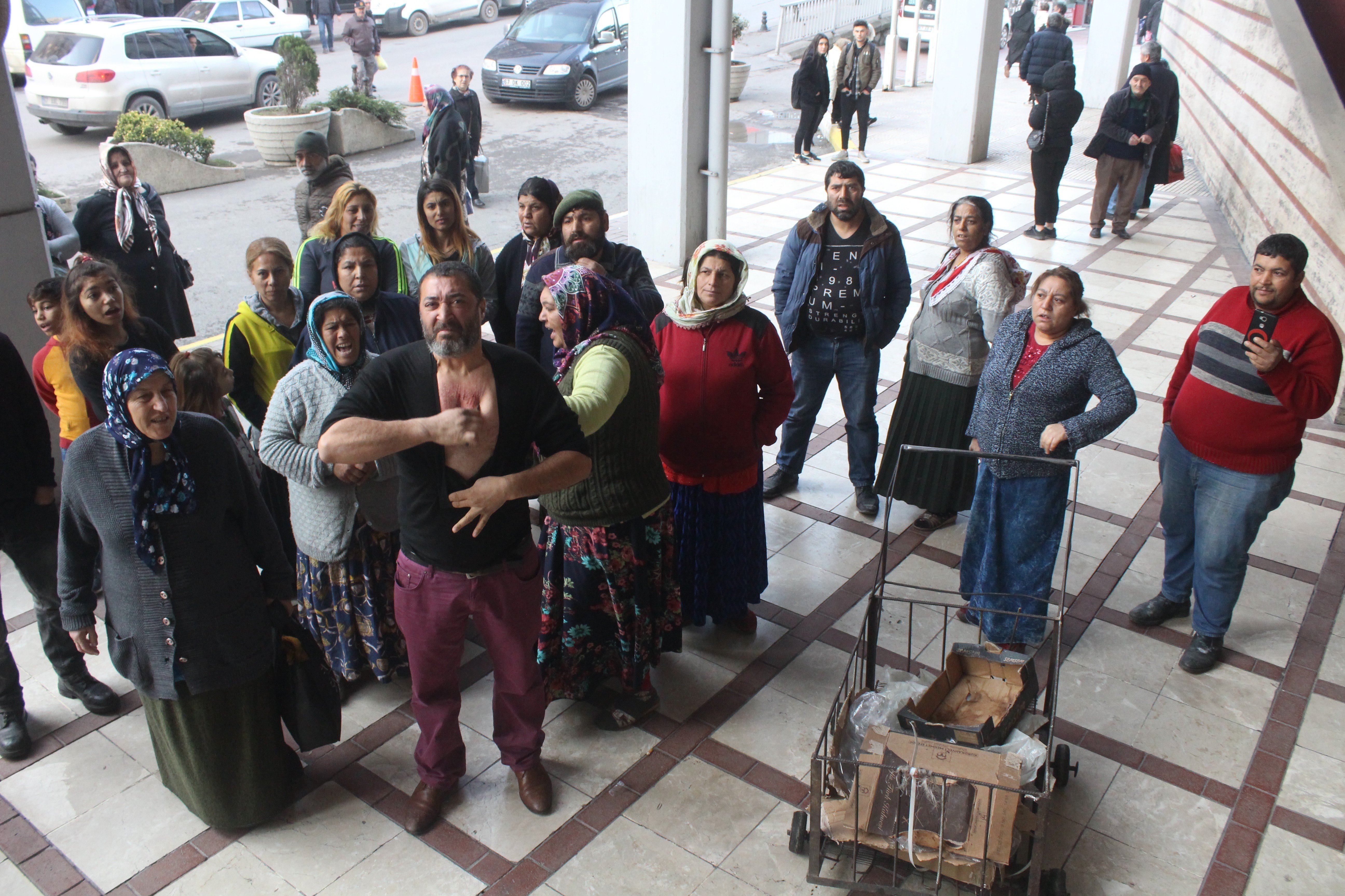 Zonguldak Belediyesi önünde sıcak dakikalar... - 2