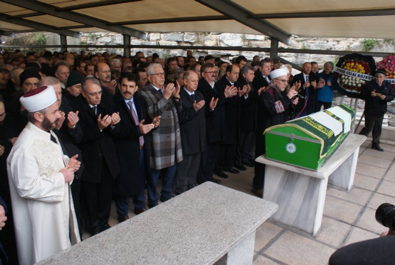 Çimenoğlu son yolculuğuna uğurlandı - 6