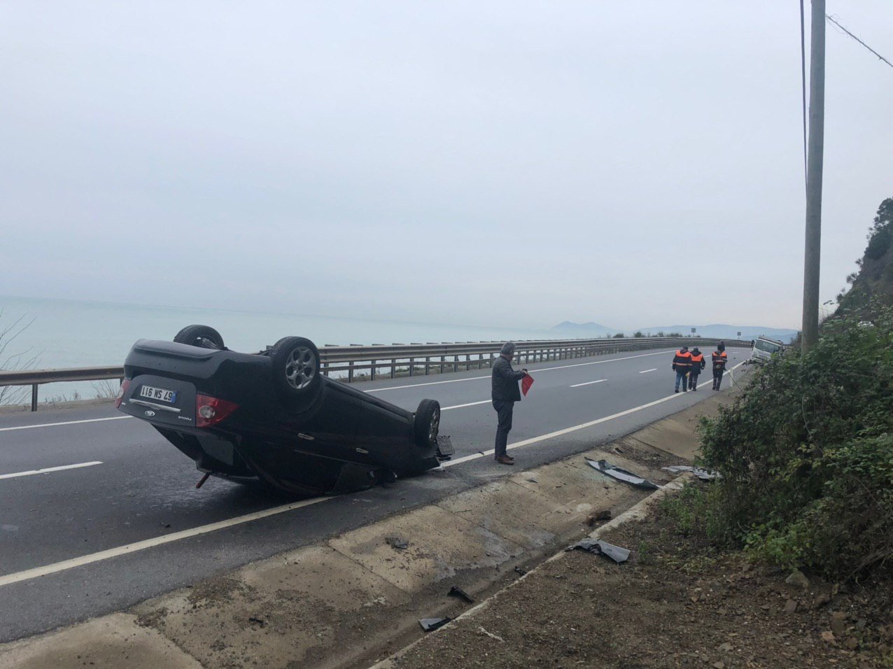 Takla atıp ters döndü. - 2