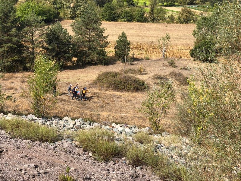 50 METRELİK UÇURUMA DEVRİLDİ - 3