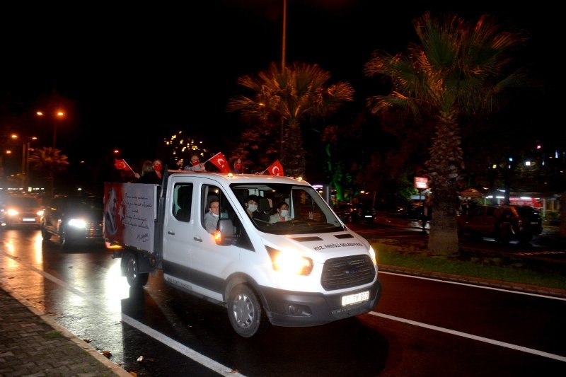 Cumhuriyet Bayramı kutlamaları gece de sürdü - 12