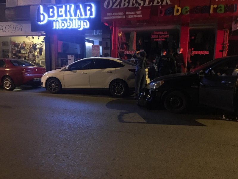 Erdemir Caddesi´nde kaza - 1