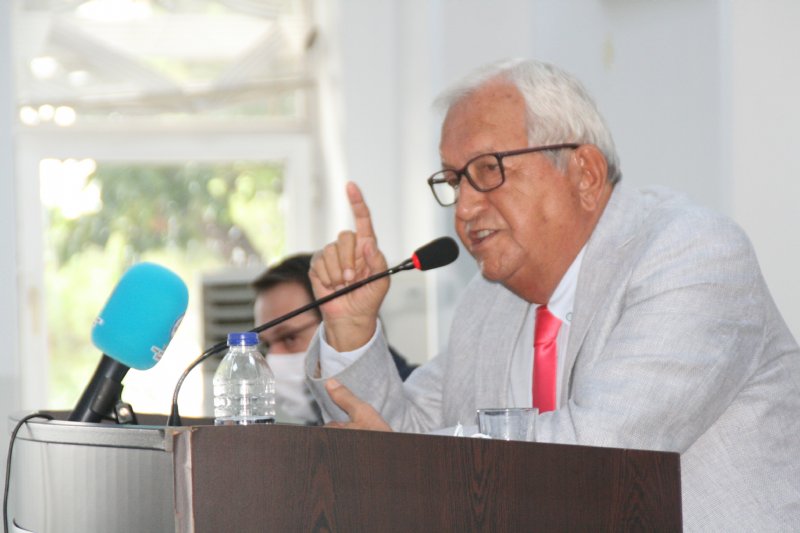 Tartışmalar.. Tartışmalar... Balıkçı Barınağı imar düzenlemesi meclisten geçti  - 7