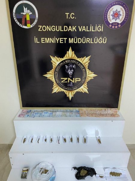 Zehir taciri tutuklandı - 1