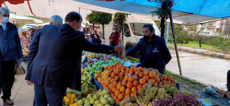 BAŞKAN PAZARA İNDİ... VATANDAŞI UYARDI - 2