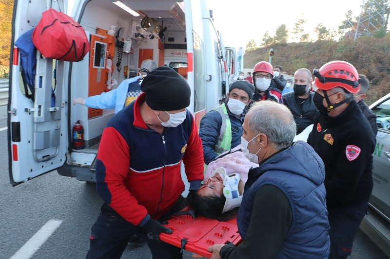 FECİ KAZADA BİRİ BEBEK İKİ CAN KAYBI... KAZAY YERİNDEN GÖRÜNTÜLER - 3