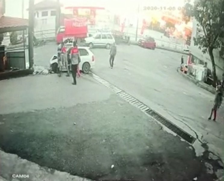Karantinadan kaçtı kaza yaptı: 3 yaralı - 2