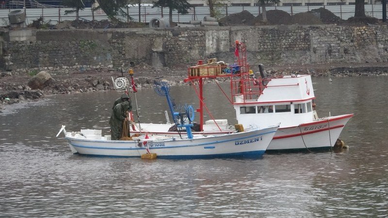 YAĞMUR VE RÜZGAR ETKİLİ OLDU - 1