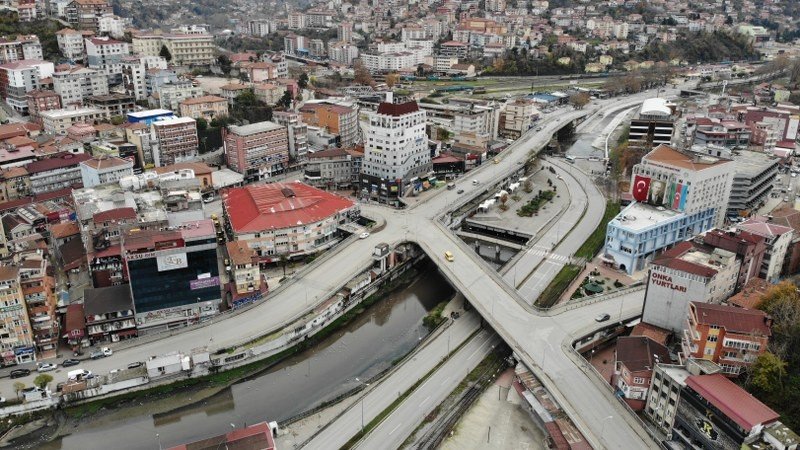 Cadde ve sokaklar boş kaldı - 3