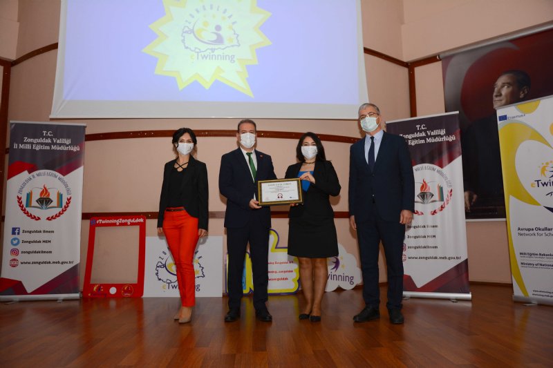 e-Twinning Avrupa Kalite Etiketleri  ve Ulusal Kalite Etiketleri törenle verildi - 2