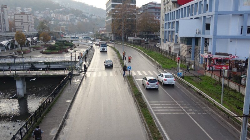 KISITLAMA BİTTİ, SOKAKLAR BOŞ!  - 2