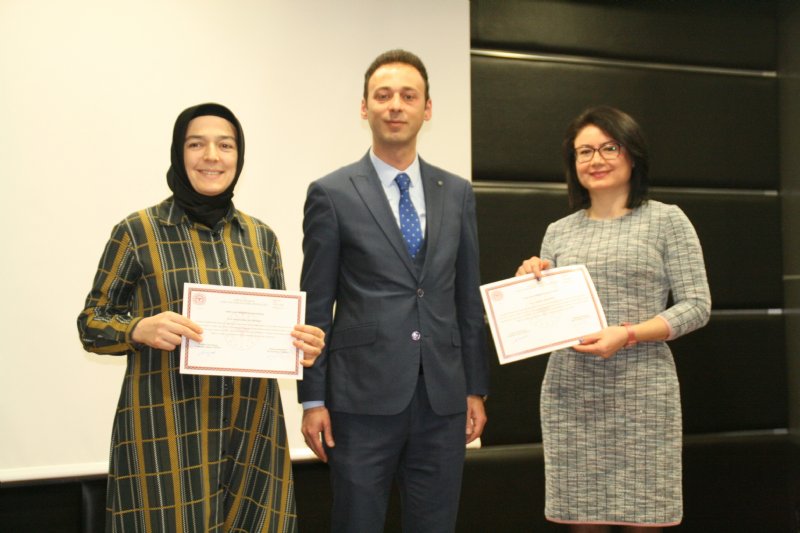 Devlet Hastanesi’nde Psikiyatri Hemşiresi Eğitimlerinde sertifikalar verildi - 10