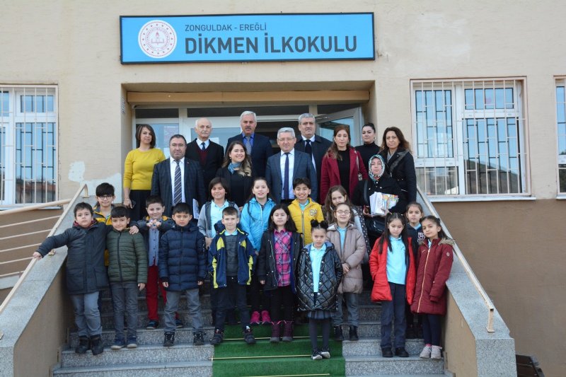 Kardeş okula hediye götürdüler - 2