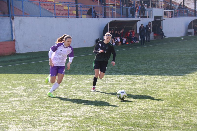 Kızlar 3 Puanı 3 golle aldı - 10