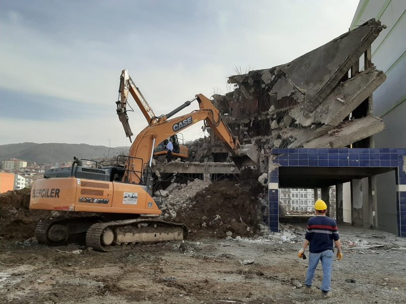 Karadeniz Ereğli’de metruk bina kalmayacak - 4