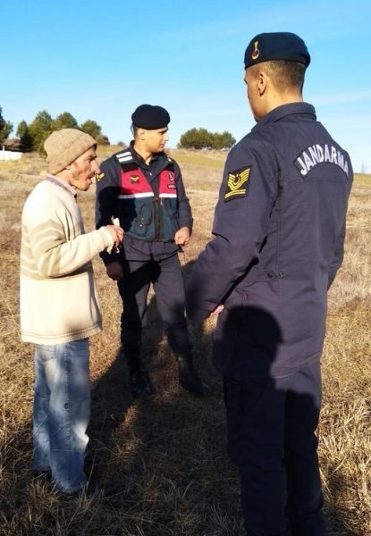 Kaybolan kişiyi iz takip köpeği buldu - 2