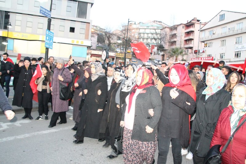 SOSYAL MEDYA ÜZERİNDEN ÖRGÜTLENDİLER - 1