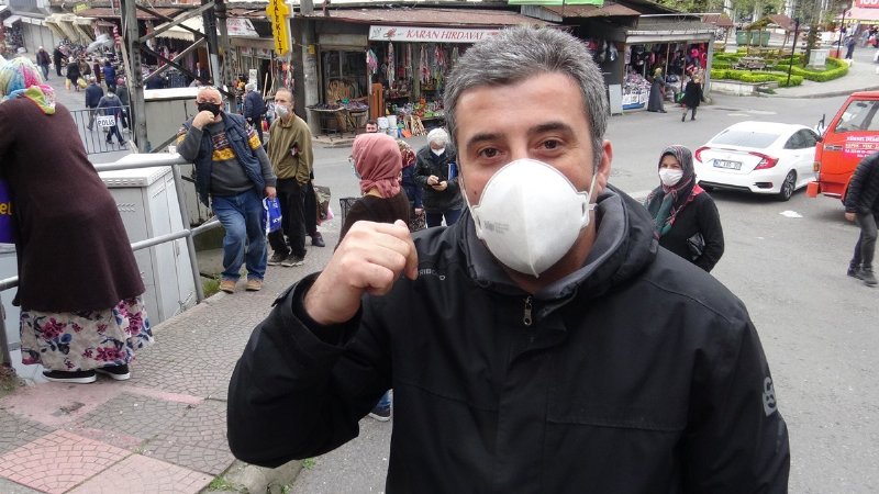 Vatandaşlar izin belgesi için uzun kuyruklar oluşturdu - 6