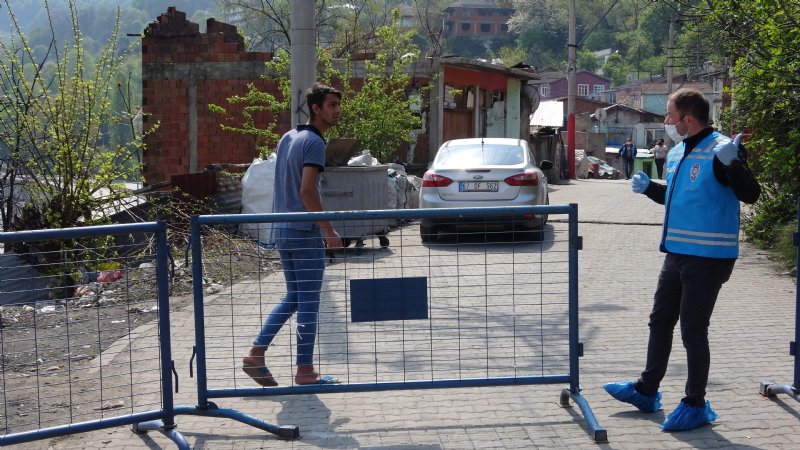 Zonguldak´ta 3 ev 14 günlük karantinaya alındı  - 2