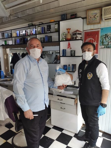 Alaplı Kaymakamlığı maske dağıttı - 4