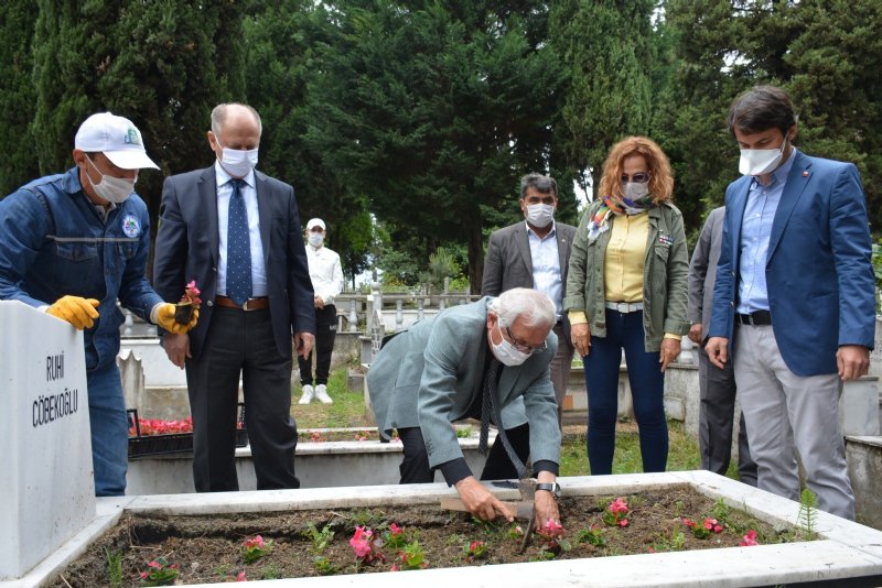 ´´Hiç kimsenin bir yakınına virüs bulaştırmaya hakkı yok´´ - 1