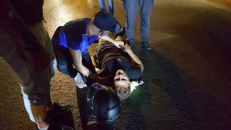 Direksiyon hâkimiyetini kaybetti, motosiklet devrildi... - 3