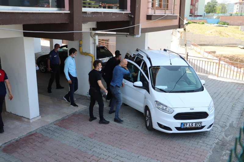SİLAHLA VURDUĞU KARISINI REHİN ALDI! - 4