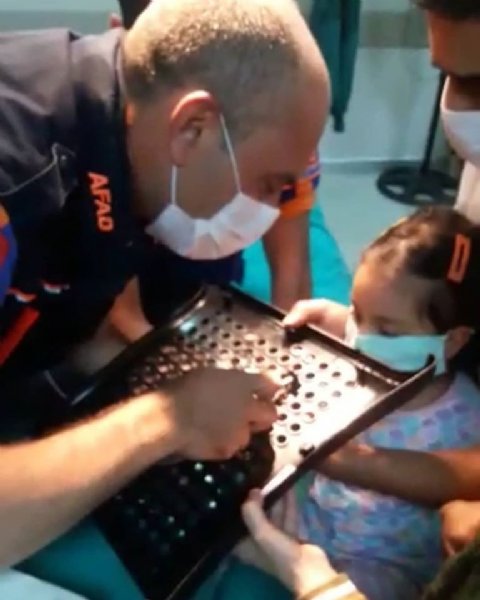 Minik kızın korku dolu anları mutlu bitti - 3