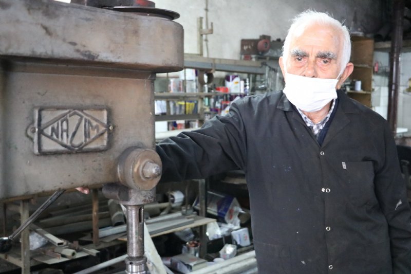 Tornacı Nazım Usta, 67 yıldır kendi tezgahını imal ediyor… - 4