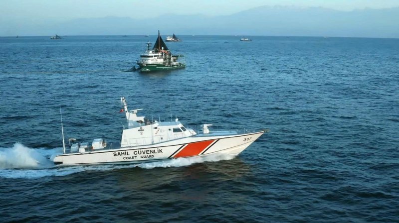 Sahil Güvenlik Komutanlığı Yasadışı avcılara göz açtırmıyor - 1