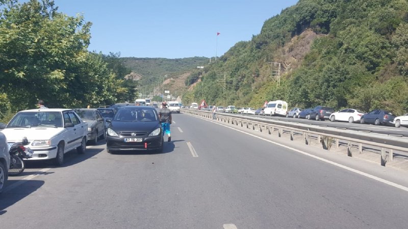 AKÇAKOCA VE AMASRA´DA YASAKLANINCA EREĞLİ BÖLGENİN PLAJI OLDU... - 6