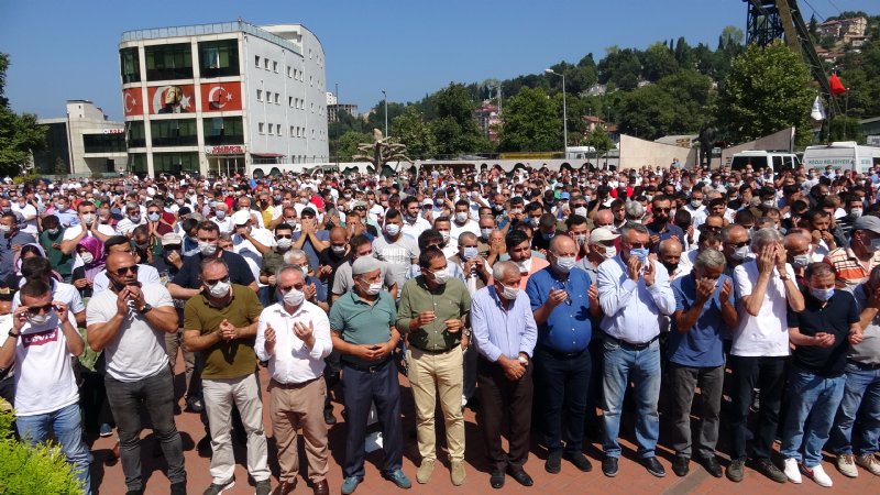 Birlikte ölen arkadaşlara gözyaşları arasında veda... - 7