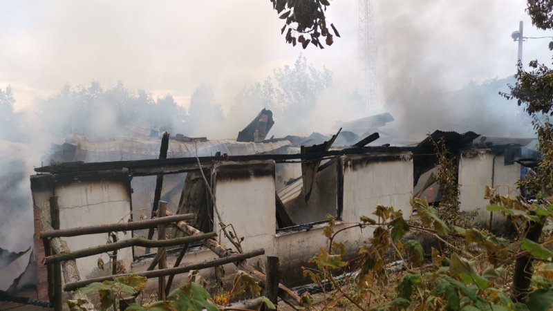 Zonguldak´ta çıkan yangın bir evi kül etti - 4