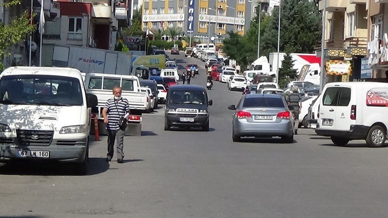 AVRUPA KENTİ (!) EREĞLİ’NİN BOYNU BÜKÜK KALDIRIMLARI - 15