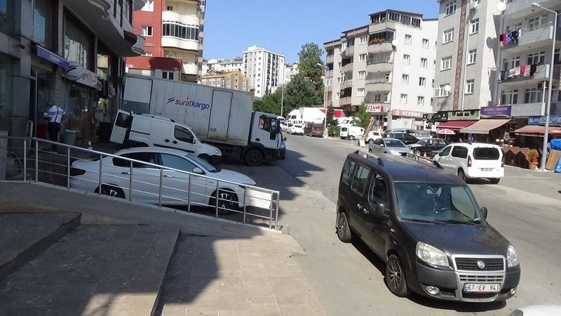 AVRUPA KENTİ (!) EREĞLİ’NİN BOYNU BÜKÜK KALDIRIMLARI - 20