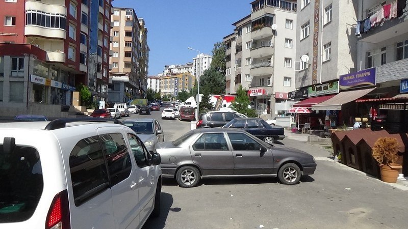 AVRUPA KENTİ (!) EREĞLİ’NİN BOYNU BÜKÜK KALDIRIMLARI - 21