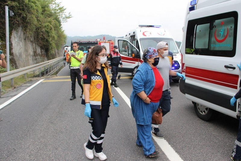 İki yönlü trafiğe kapandı! - 6