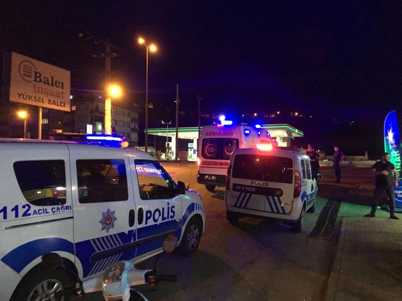 TEKEL BAYİİNDE KAVGA: İKİ KİŞİ YARALANDI - 1