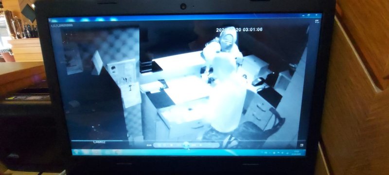 TENTEYİ KESİP PARALARI ALDILAR - 1