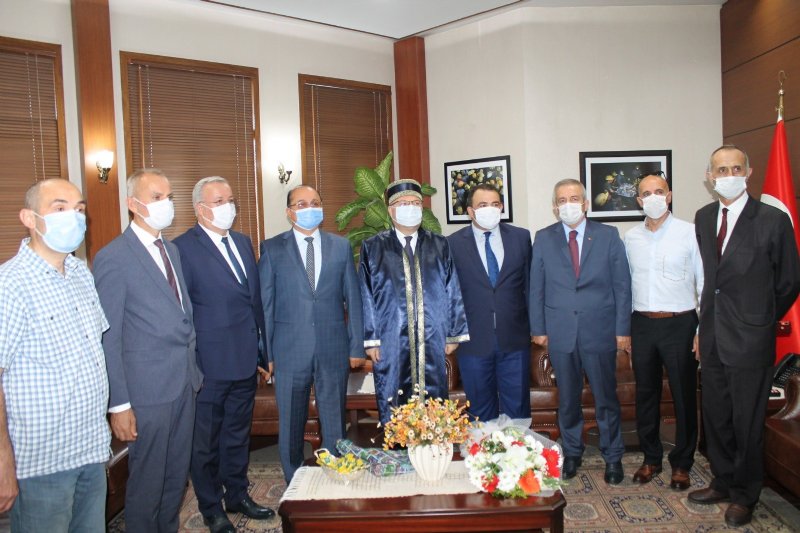 Vali Tutulmaz’a Ahilik cübbesi! - 3