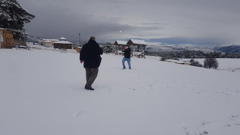 DOĞA, BEYAZ ÖRTÜYLE MEST ETTİ - 1