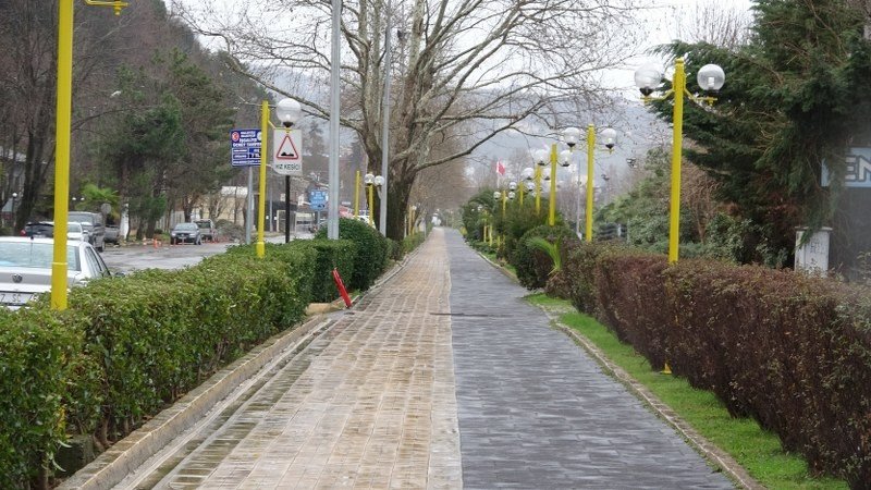 EREĞLİ´DE YAĞMUR VE RÜZGAR ETKİLİ OLDU - 4