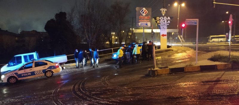 Polisin dur ihtarına uymadı kaza yaptı - 2