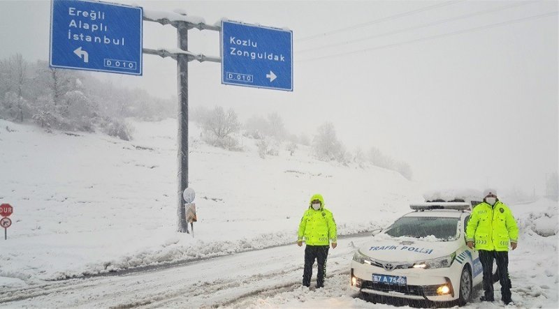 ZONGULDAK-EREĞLİ YOLU AĞIR TONAJLI ARAÇ TRAFİĞİNE KAPATILDI… - 2
