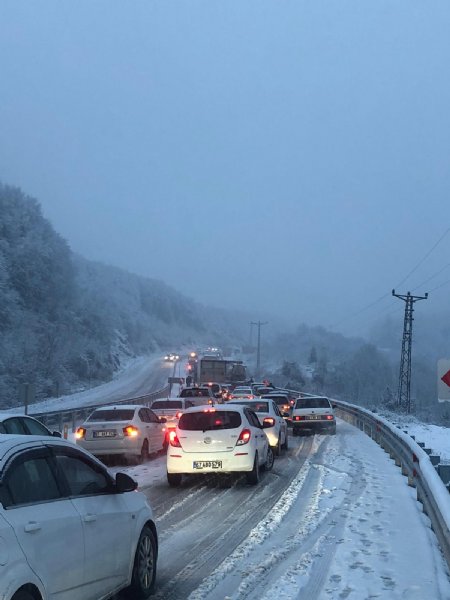 ZONGULDAK EREĞLİ YOLUNDA KAR ENGELİ - 5